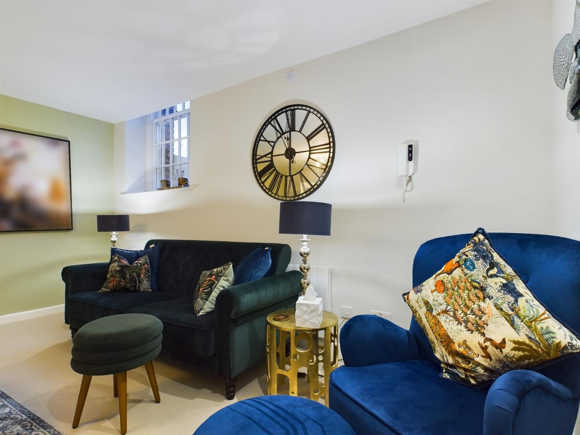 Modern Duplex Central Free Parking Wi-Fi Apartment Cheltenham Exterior photo