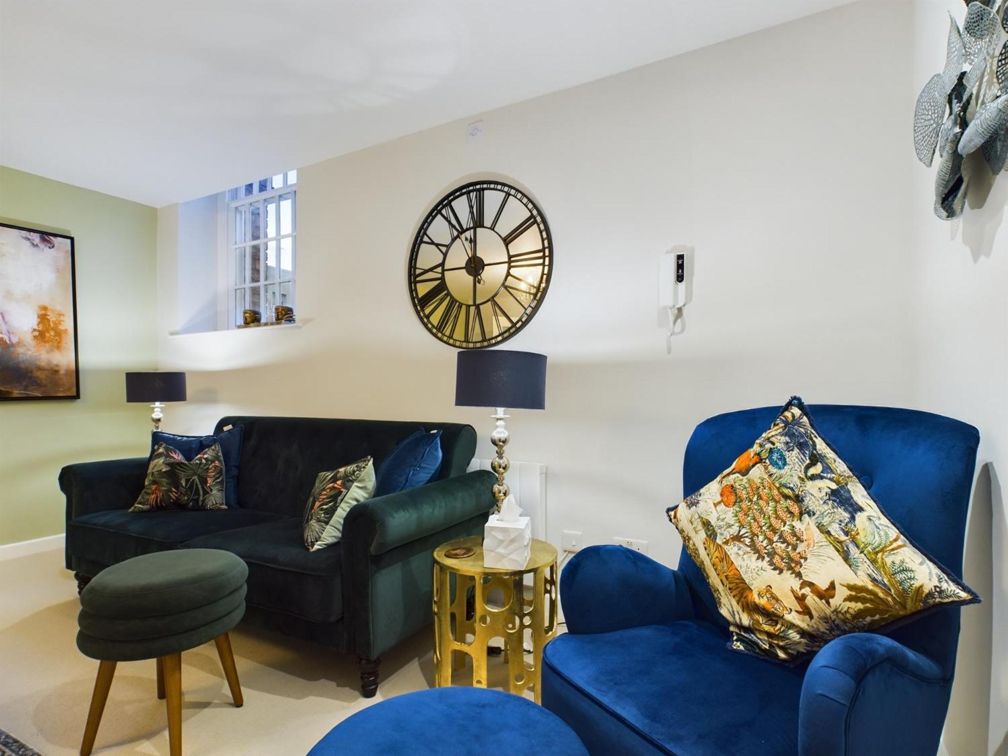 Modern Duplex Central Free Parking Wi-Fi Apartment Cheltenham Exterior photo