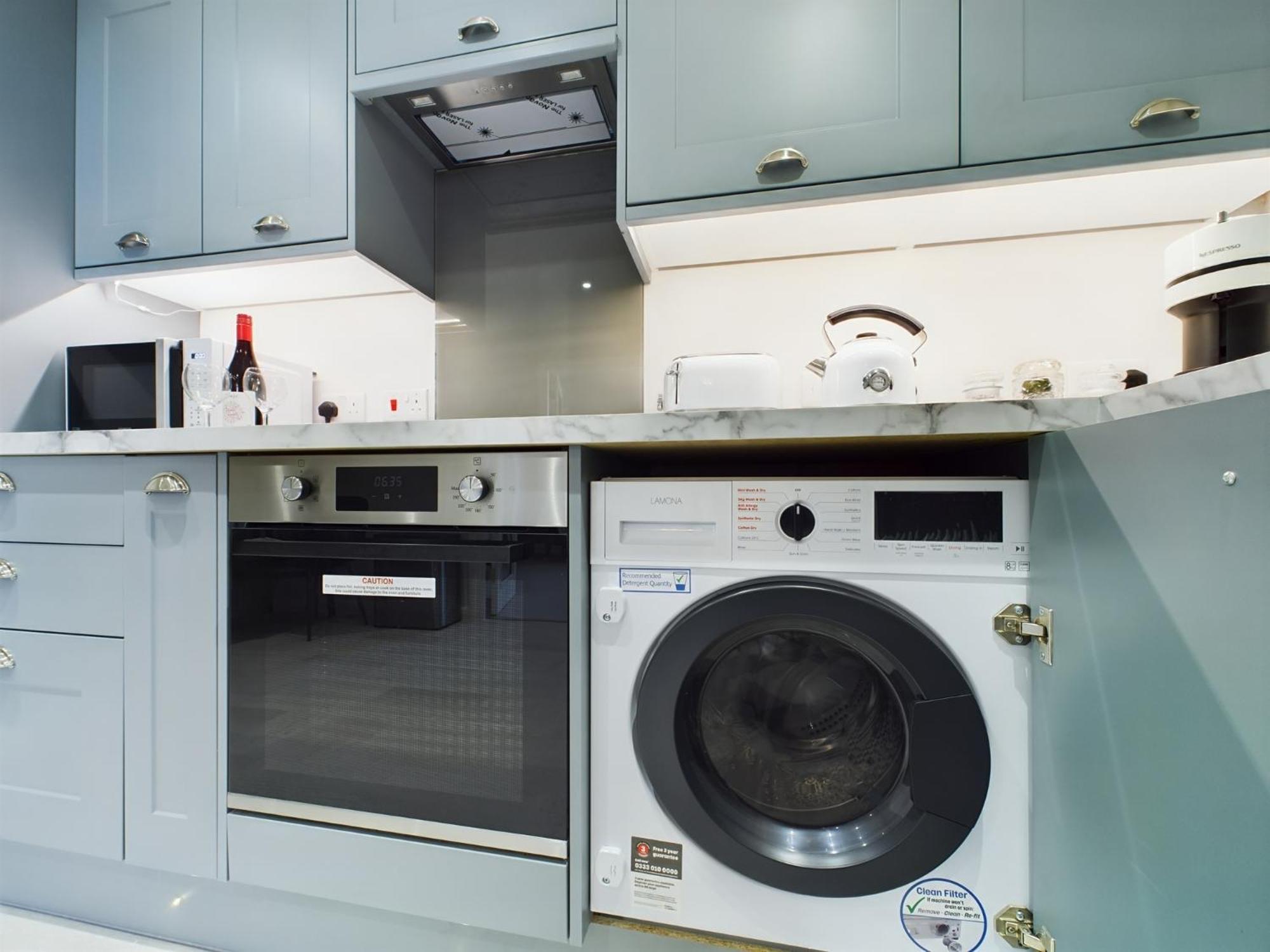 Modern Duplex Central Free Parking Wi-Fi Apartment Cheltenham Exterior photo