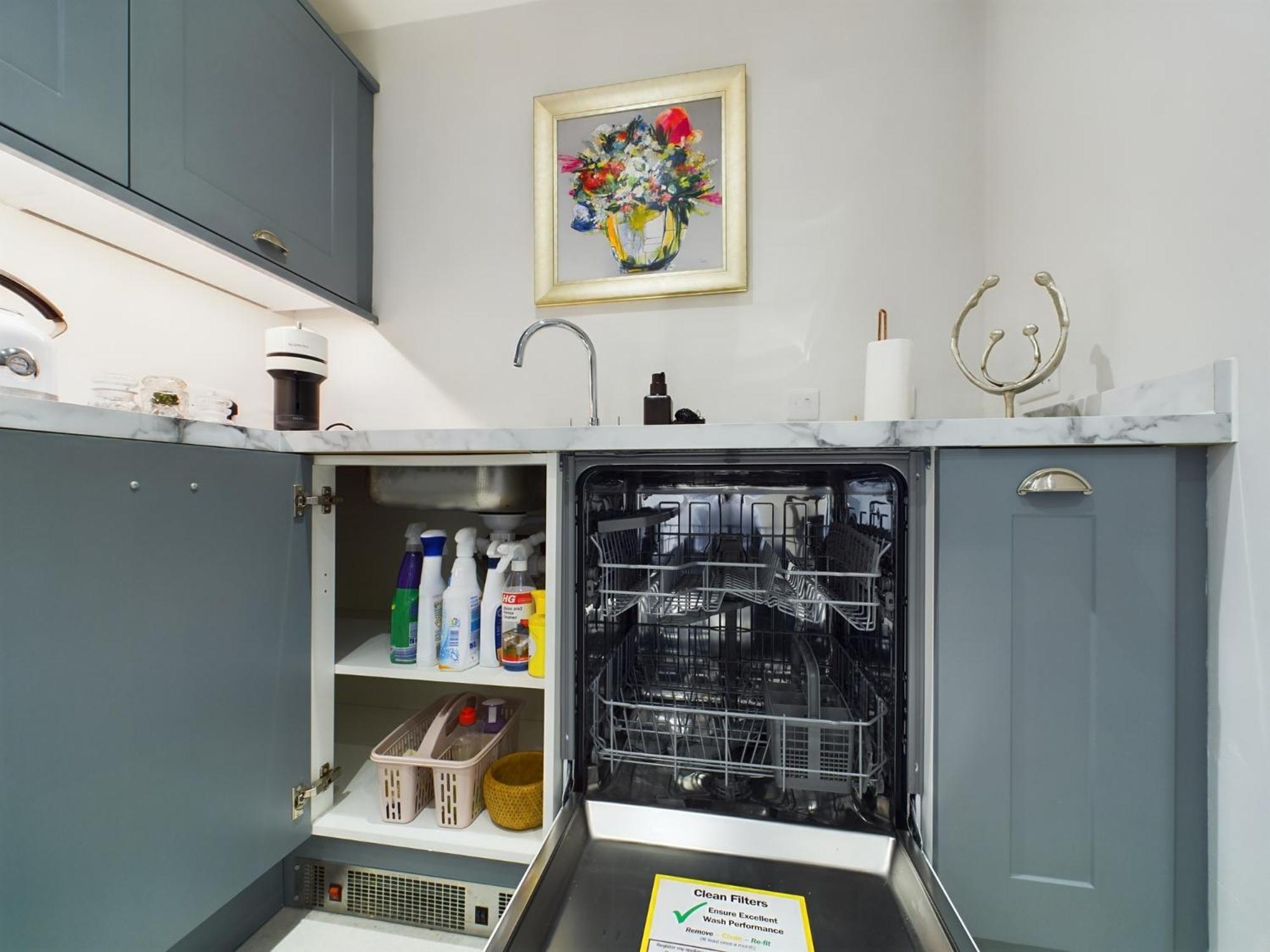 Modern Duplex Central Free Parking Wi-Fi Apartment Cheltenham Exterior photo